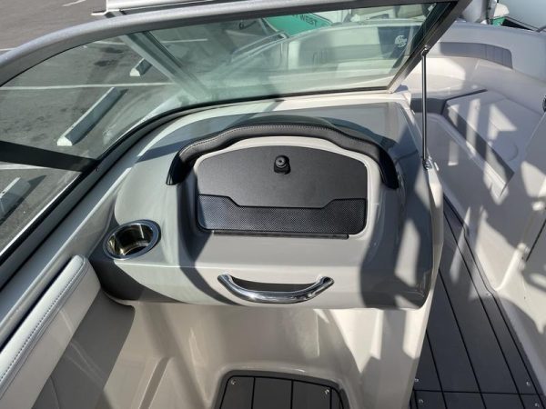 2021 Chaparral 23 Surf - Image 21