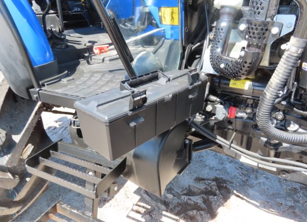 2013 New Holland TD5040 - Image 6