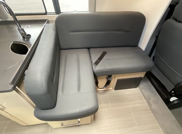 2019 Leisure Travel Serenity S24CB - Image 3