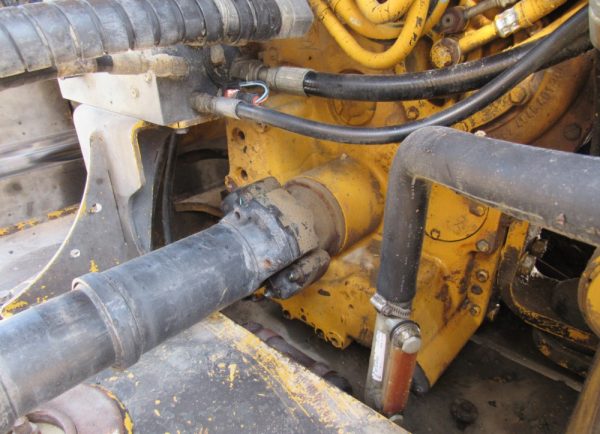 2014 John Deere 844K - Image 42