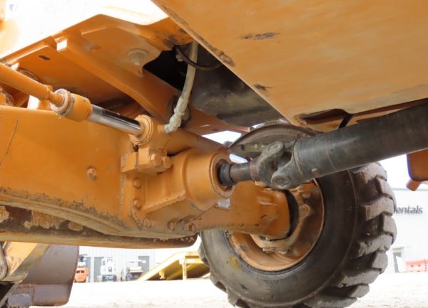 2015 Case 580N 4WD Backhoe - Image 7