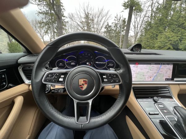 2020 Porsche Panamera 4 - Image 39