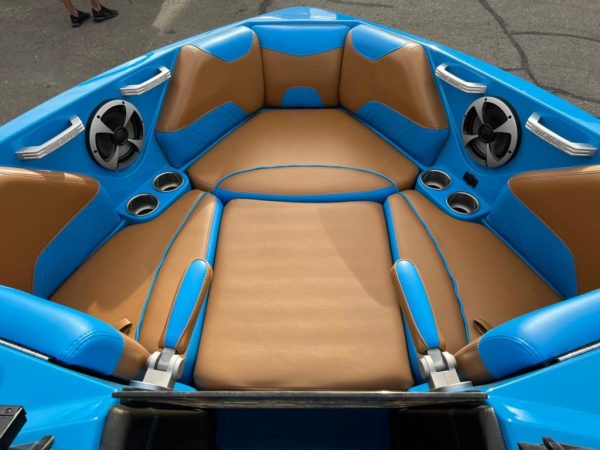 2019 Malibu Boats 23 LSV - Image 3