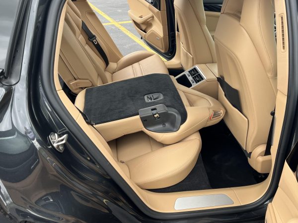 2020 Porsche Panamera 4 - Image 42