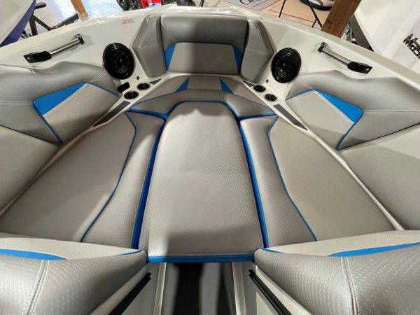 2021 Centurion Vi24 - Image 52