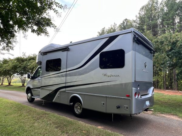 2020 Tiffin Wayfarer 25QW - Image 50