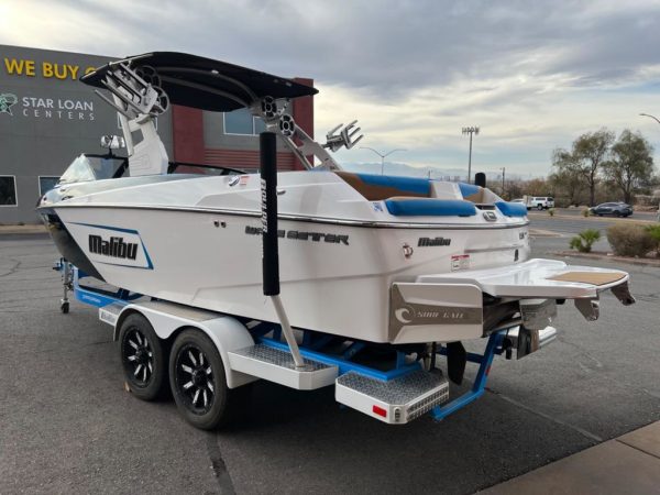 2019 Malibu Boats 23 LSV - Image 10