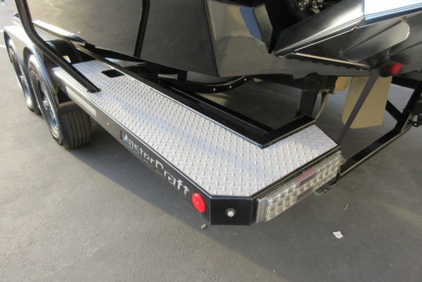 2020 MasterCraft X24 - Image 61