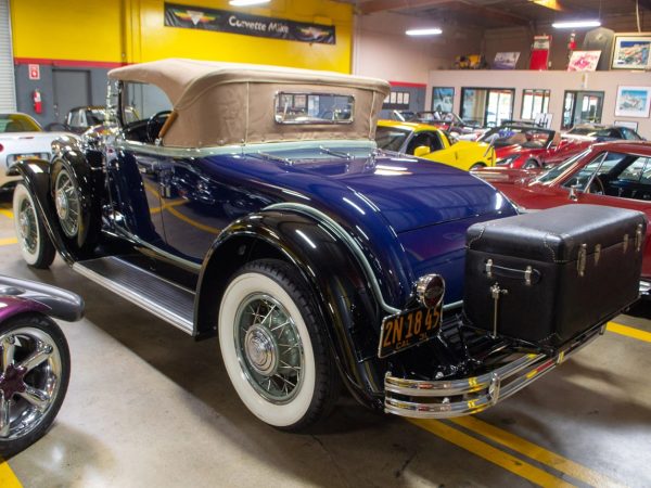 1931 Buick Series 90 Roadster - Image 10