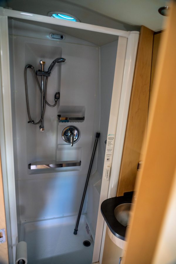 2019 Leisure Travel Serenity S24 CB - Image 51