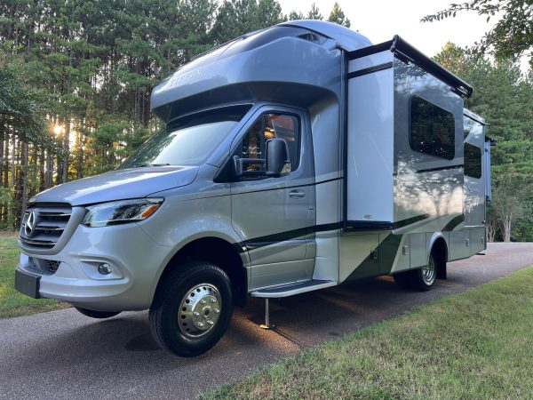 2020 Tiffin Wayfarer 25QW - Image 95