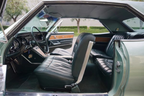 1965 Buick Riviera Gran Sport - Image 18